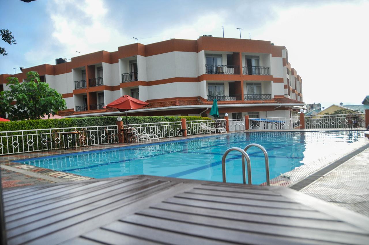 Meru Slopes Hotel Exterior photo