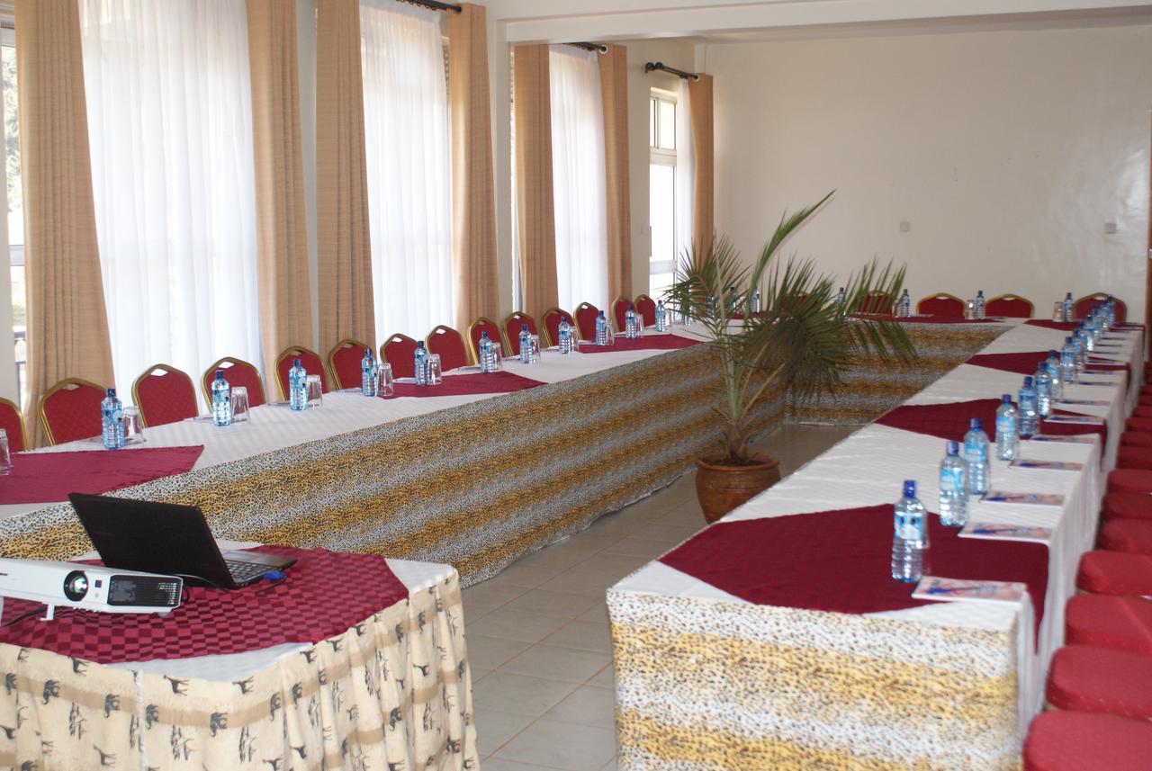 Meru Slopes Hotel Exterior photo